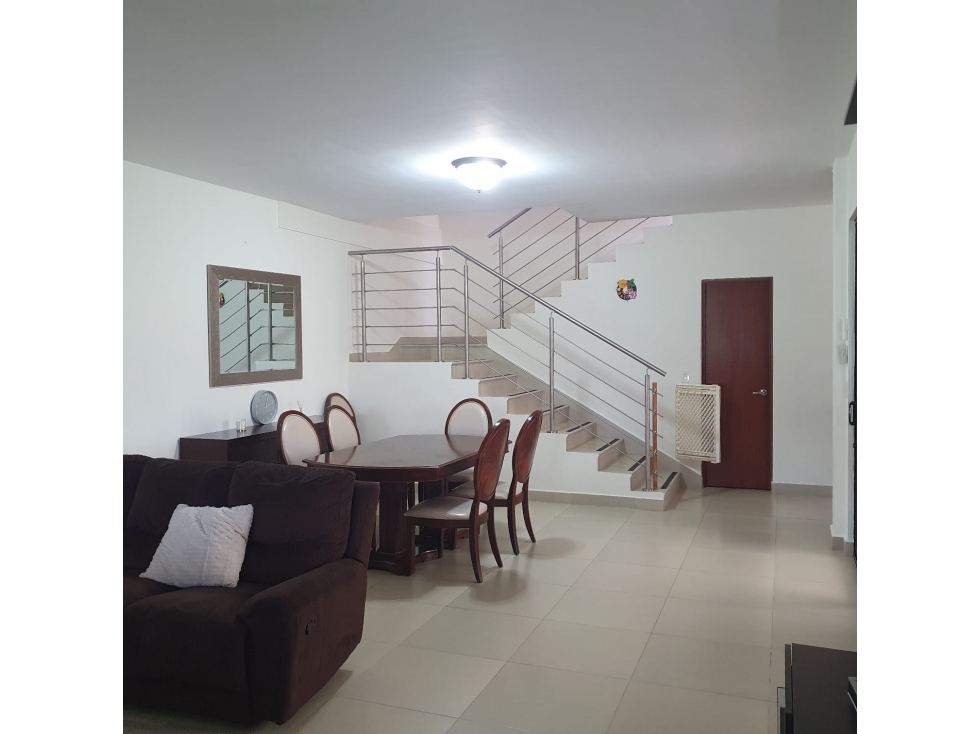 VENTA CASA AMOBLADO HOWARD — foto 4