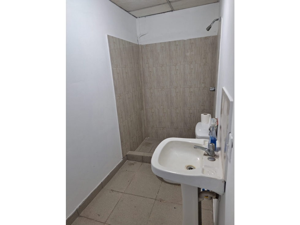 ALQUILER GALERA JUAN DIAZ — foto 5