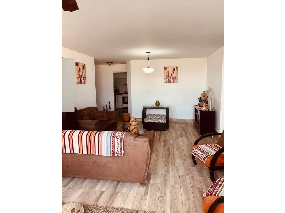 ALQUILER APARTAMENTO VIA ESPAÑA - 2