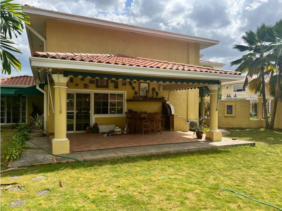 VENTA CASA COSTA DEL ESTE