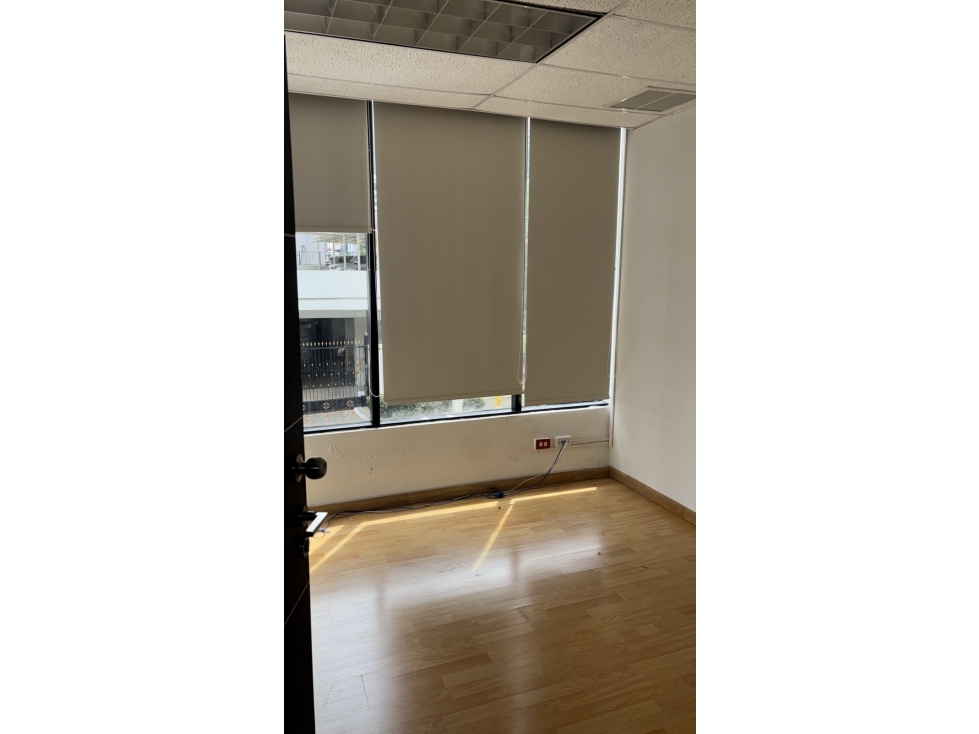 ALQUILER OFICINA OBARRIO - SH — foto 5