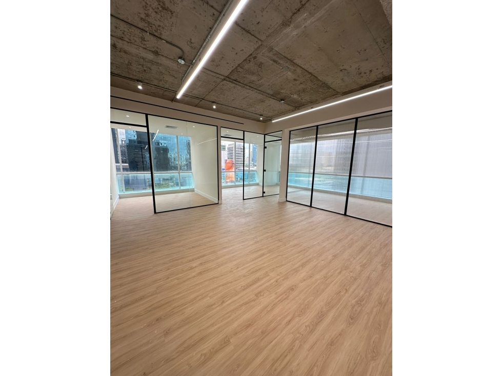ALQUILER OFICINA CALLE 50