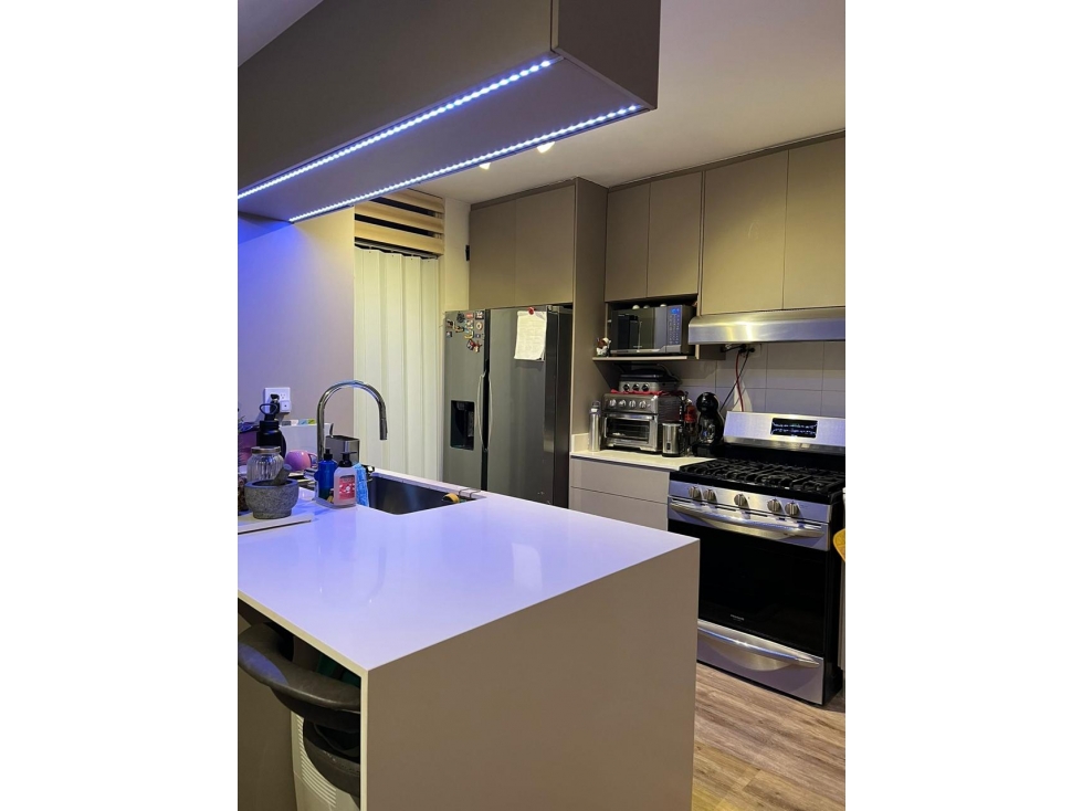 VENTA APARTAMENTO AMOBLADO VIA PORRAS — foto 3