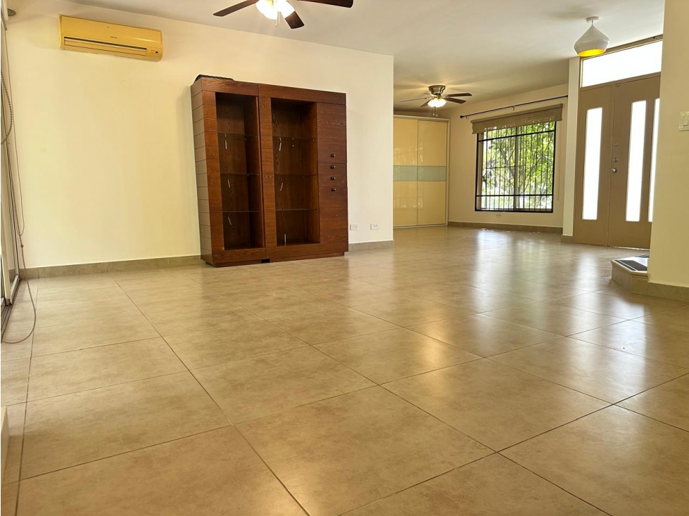 ALQUILER CASA CLAYTON — foto 3