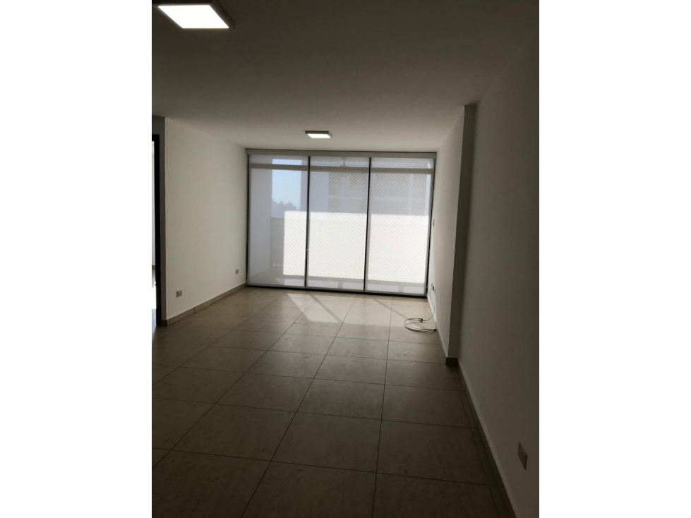 ALQUIER APARTAMENTO CONDADO DEL REY — foto 2