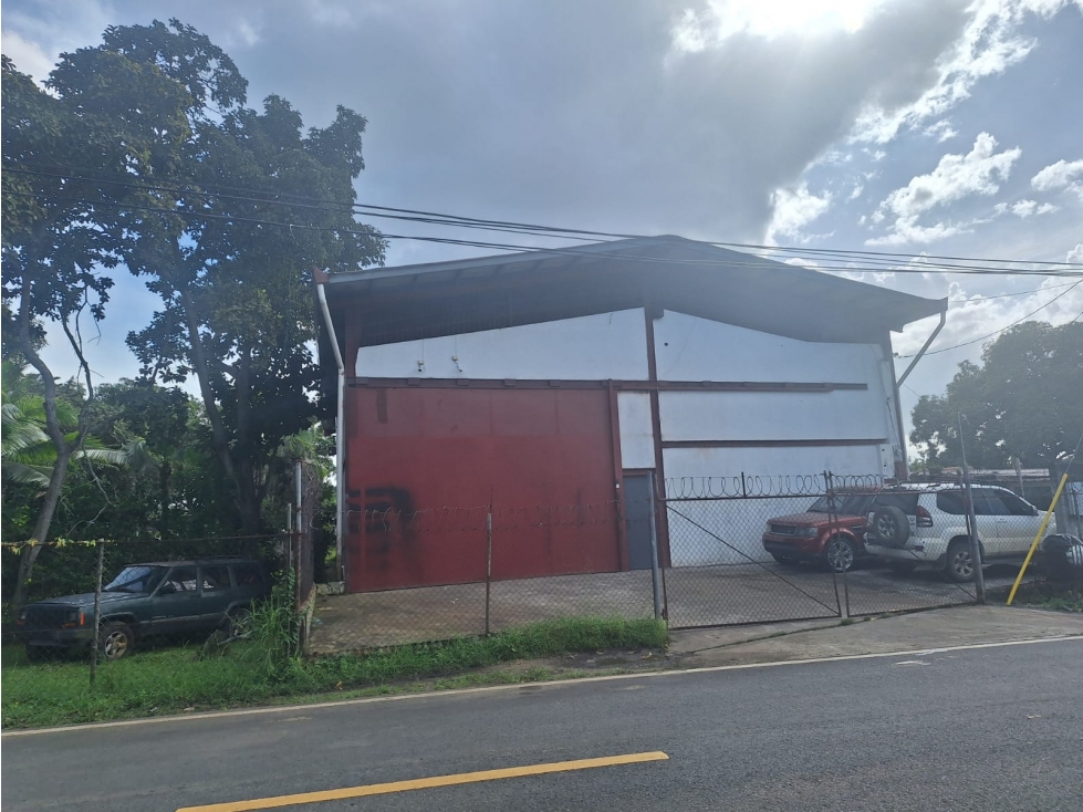 ALQUILER GALERA JUAN DIAZ