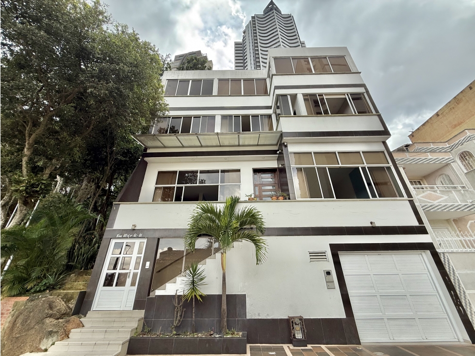 VENTA CASA EN CABECERA SOBRE LA CRA 40