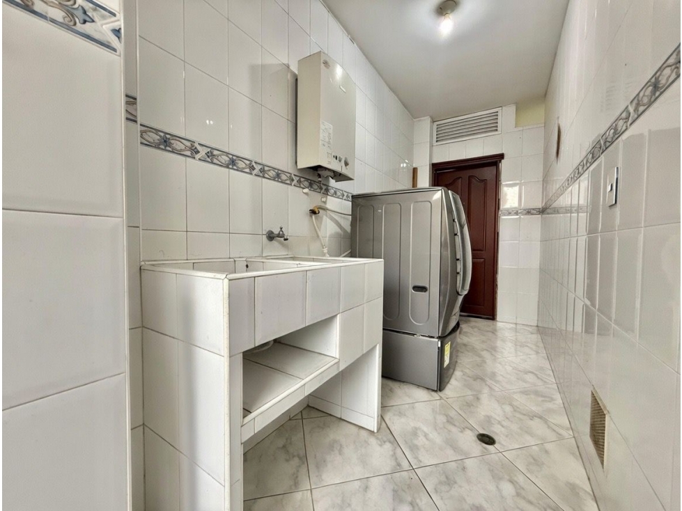 CASA AMPLIA DE 4 NIVELES, IDEAL PARA FAMILIA JOVEN Y ACOGEDORA - 6