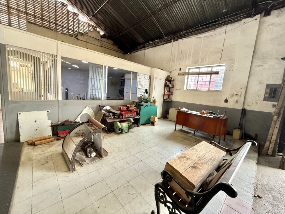 VENTA BODEGAS EN EL BARRIO GAITAN - 4