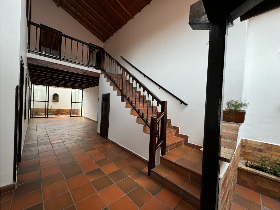 VENDO CASA EN EL BARRIO LA VILLA - GIRÓN - 4