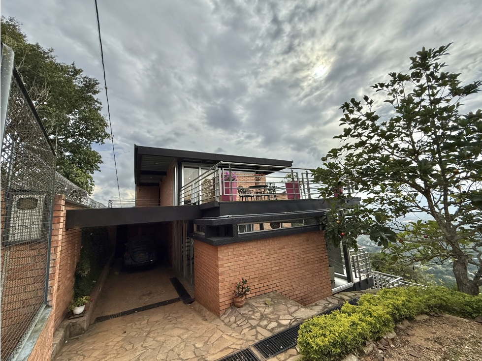 Casa con Lote con vista insuperable para toda la vida - 4