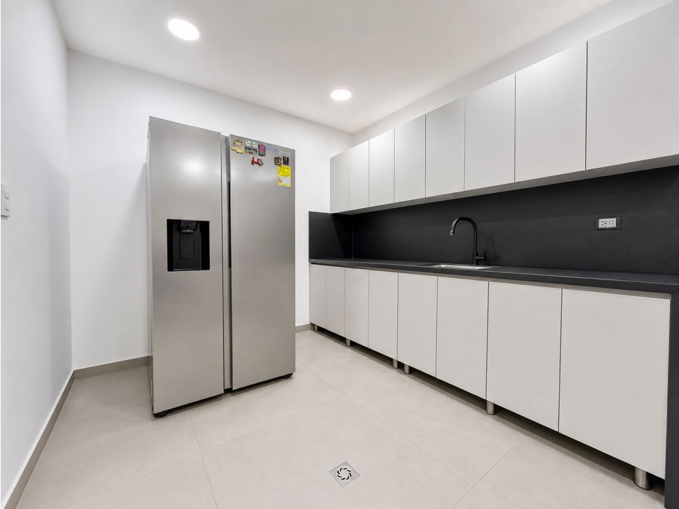 Apartamento de 101 m² con altillo, BBQ y parqueadero en La Aurora — foto 4