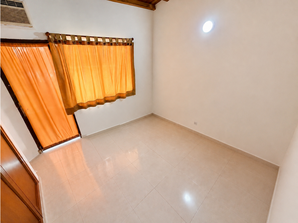 ESPECTACULAR CASA EN LA FLORESTA — foto 4