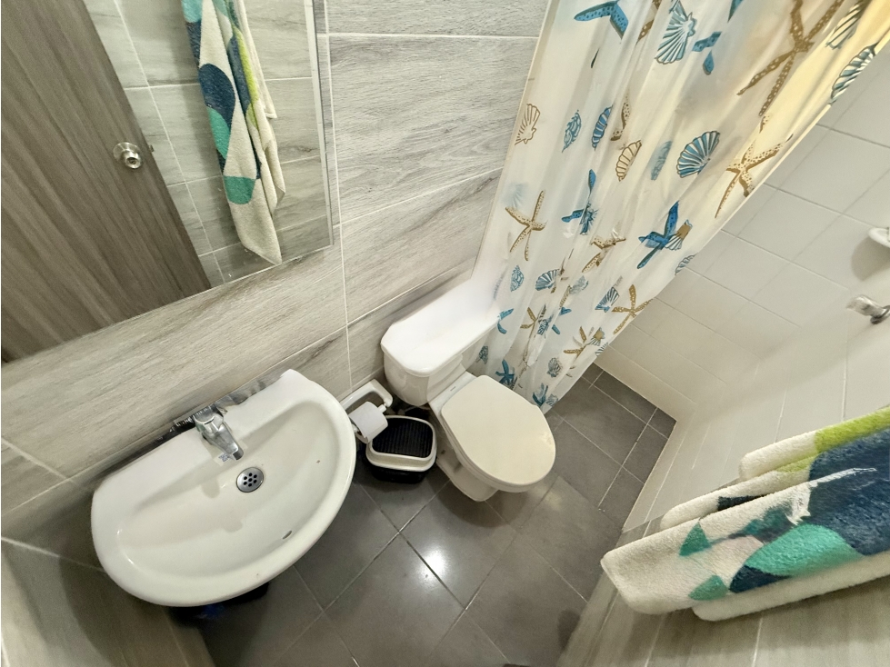 HERMOSO APARTAMENTO, BUENA DISTRIBUCION Y EXCELENTE VISTA - 6
