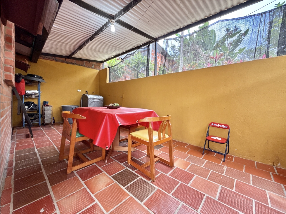 EXCELENTE INVERSION CASA CAMPESTRE - 4