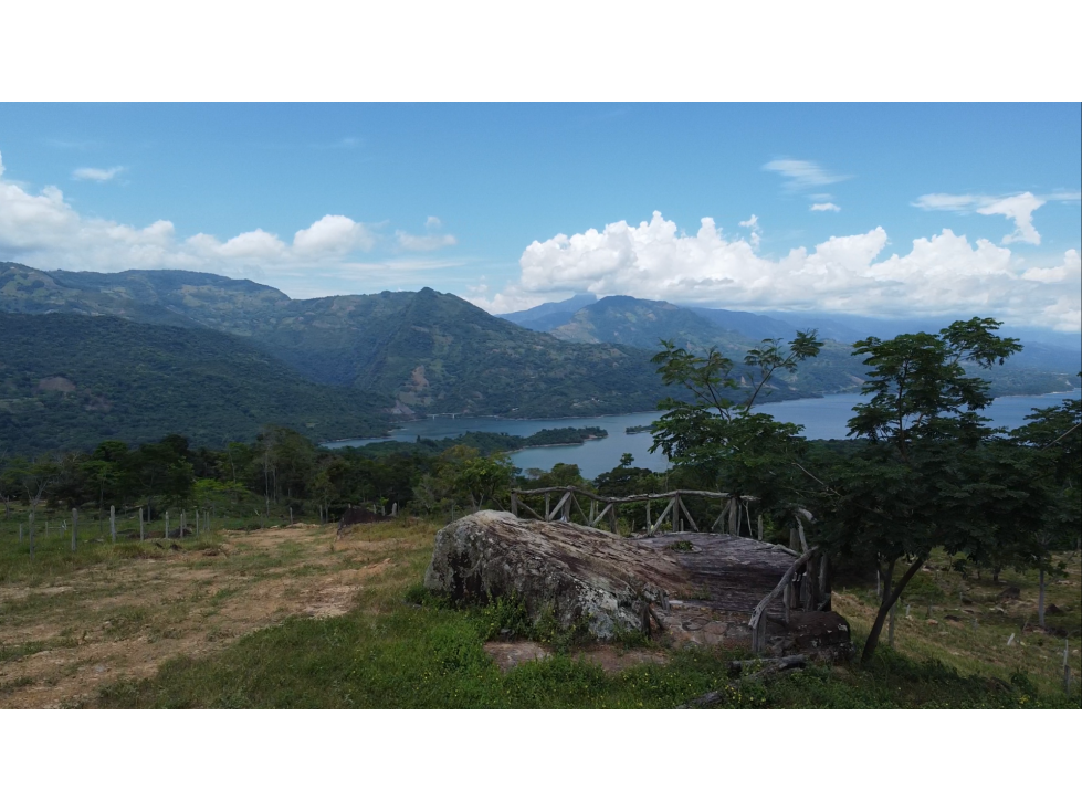 VENDO EXCELENTE LOTE PARA INVERSION EN LA REPRESA HIDROSOGAMOSO - 5