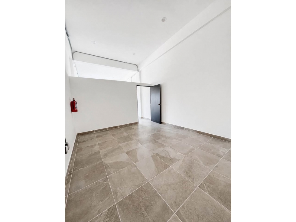 Local Comercial Plaza Dhoka Centro CSL 45m2 - 6