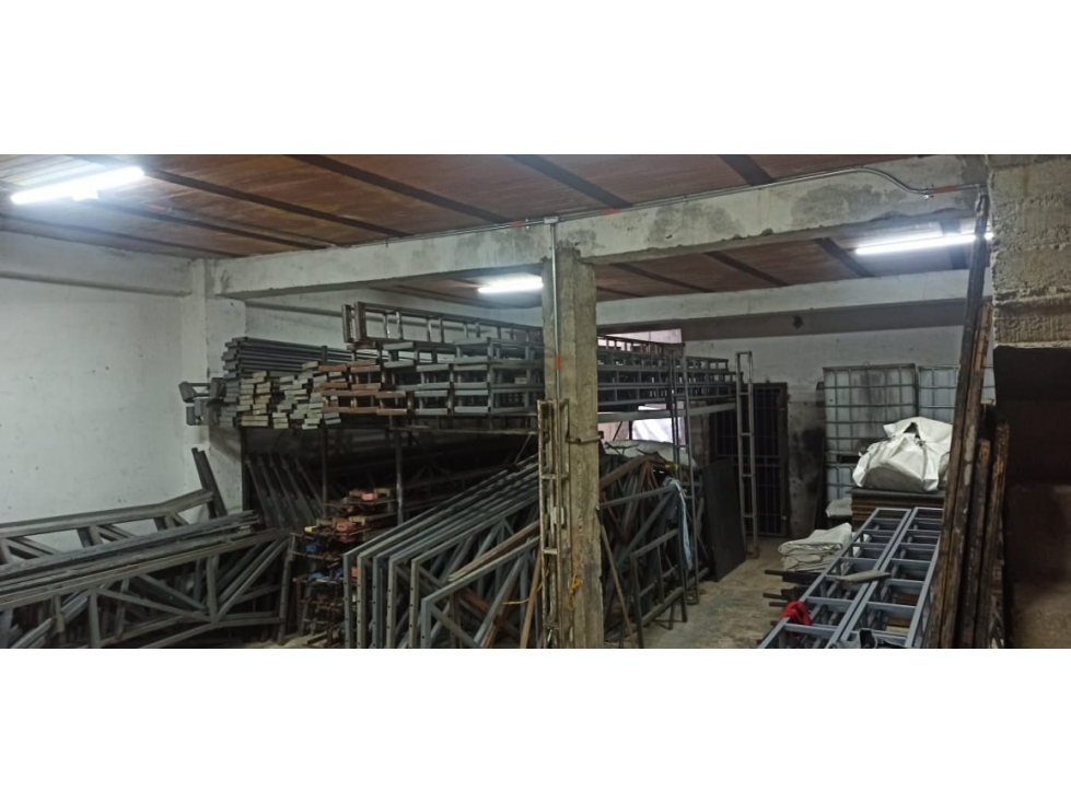 VENTA DE BODEGA AL SUR DE CALI- VALLE DE LILI- DOS PISOS - 3
