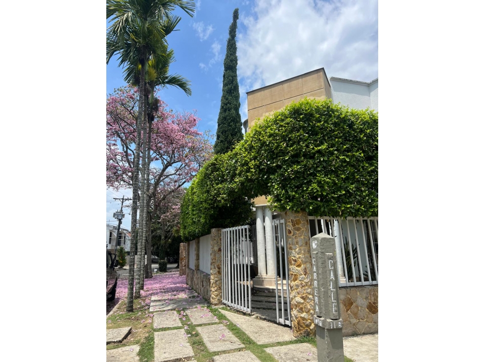 CASA EN CALI ARRIENDO O POR TEMPORADAS CIUDAD JARDÍN - 2