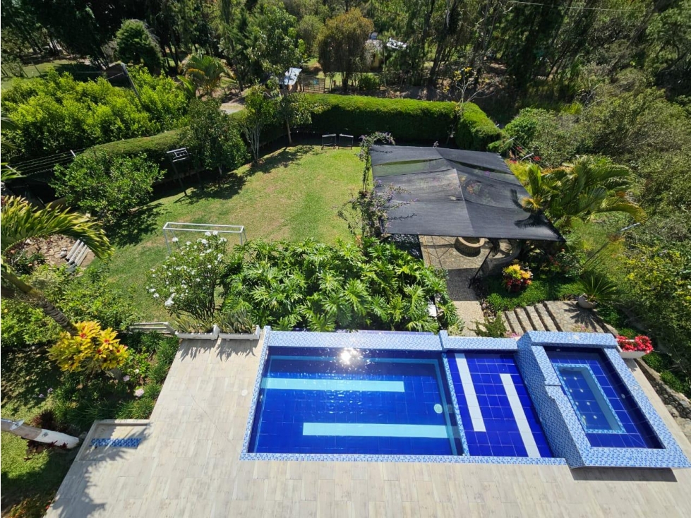 VENDO HERMOSA FINCA CAMPESTRE LAGO CALIMA, DARIEN - 4