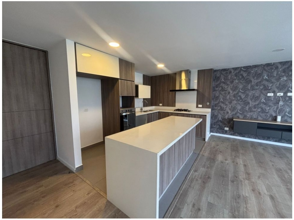APARTAMENTO EN VENTA EN LOMA DE LAS BRUJAS ENVIGADO