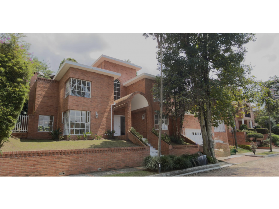 CASA EN VENTA EN LA CALERA EL POBLADO