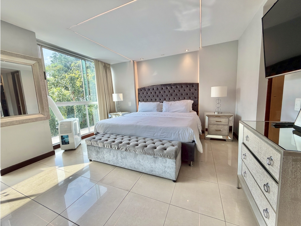 APARTAESTUDIO EN VENTA EN EL POBLADO - PERMITE RENTAS CORTAS