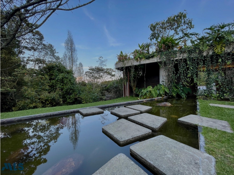 CASA EN VENTA EN ALTO DEL ESCOBERO ENVIGADO