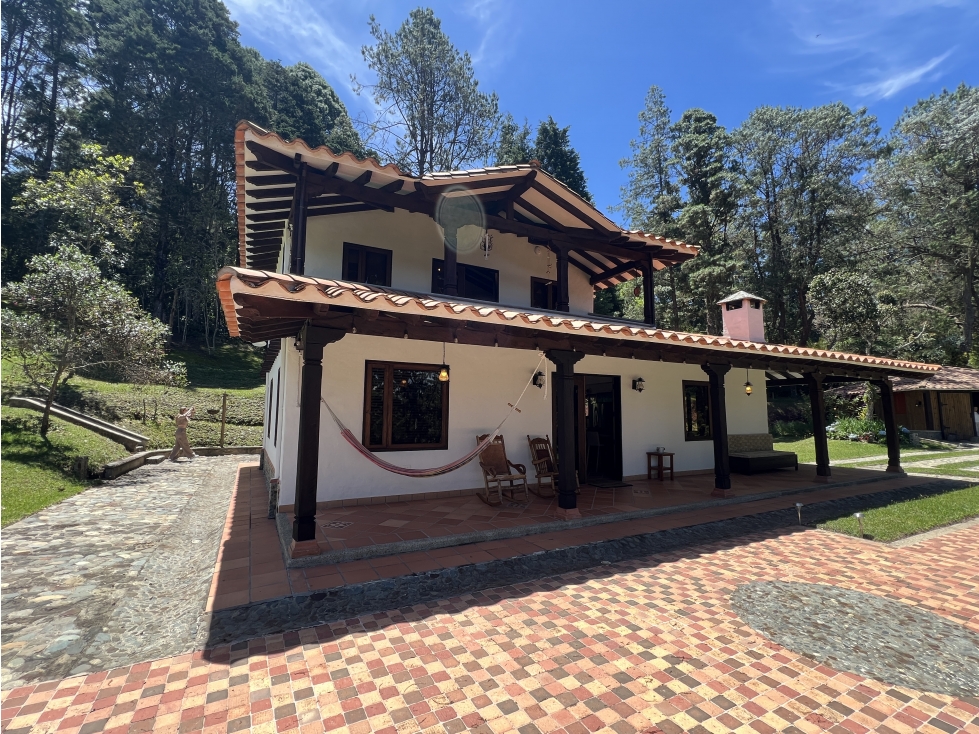 ESPECTACULAR CASA CAMPESTRE EN VENTA AMOBLADA EN GUARNE — foto 3