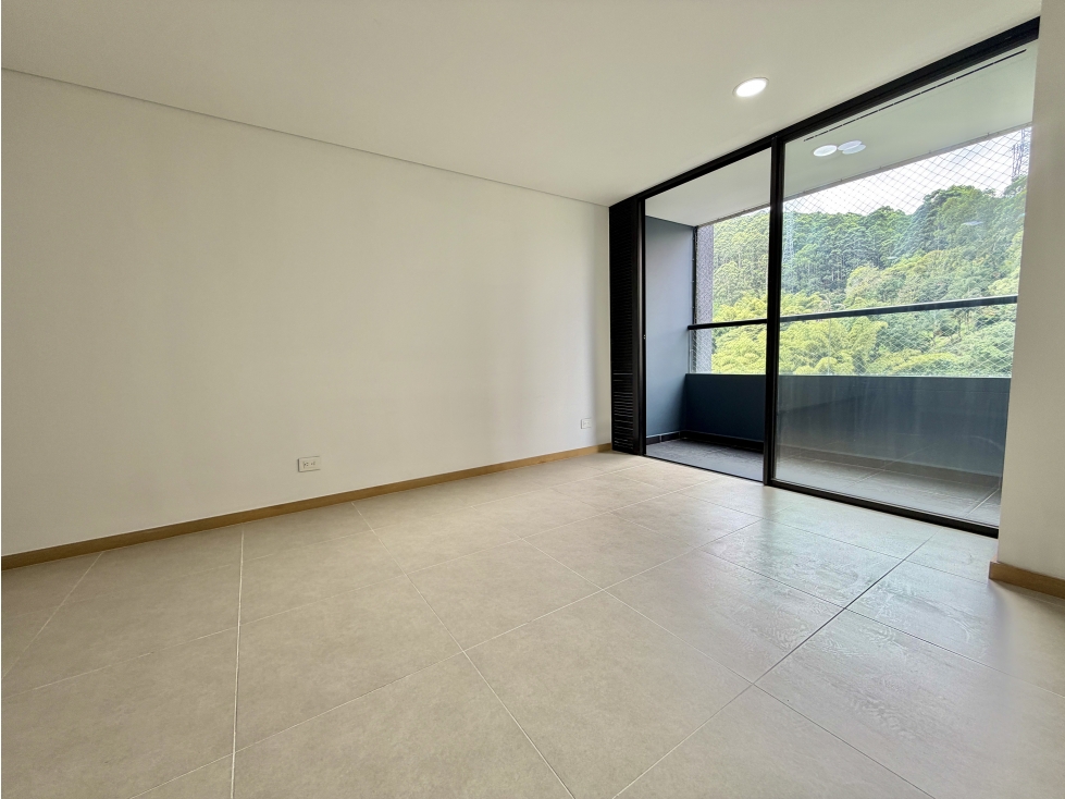APARTAMENTO EN VENTA EN LAS PALMAS EL POBLADO — foto 2