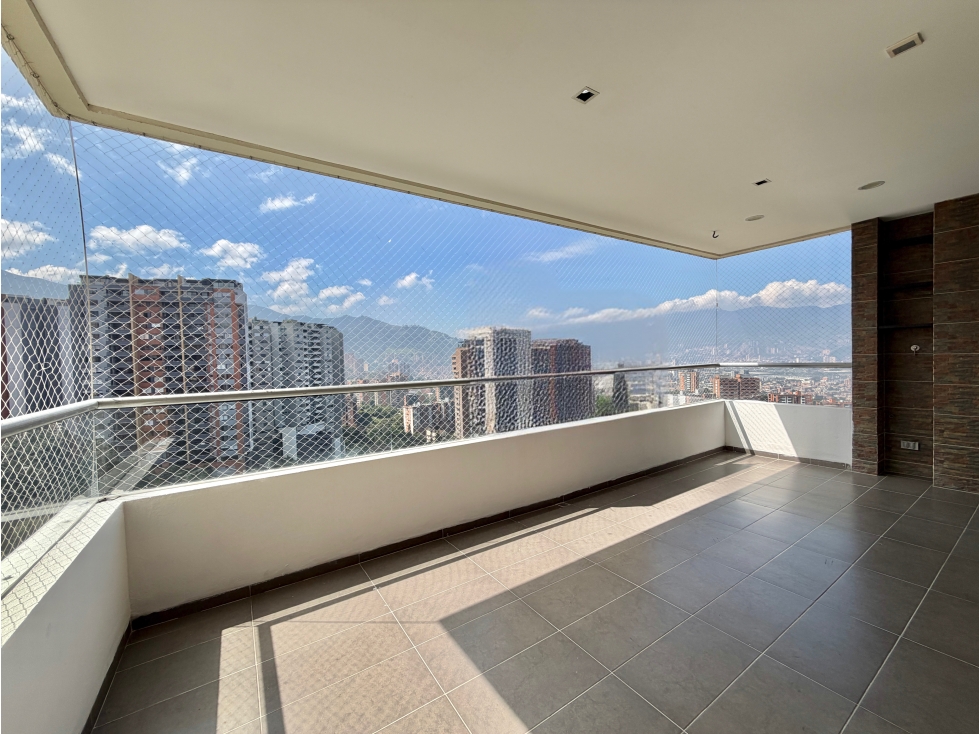 MODERNO APARTAMENTO EN VENTA EN EL ESMERALDAL EN ENVIGADO — foto 6