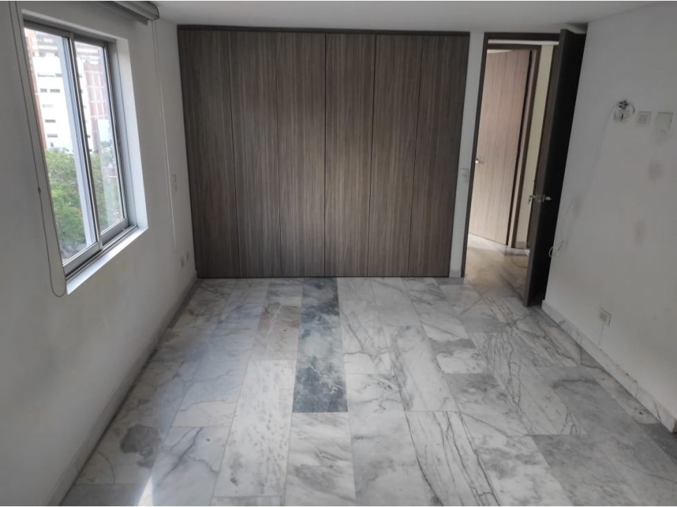APARTAMENTO EN VENTA EN CONQUISTADORES — foto 5