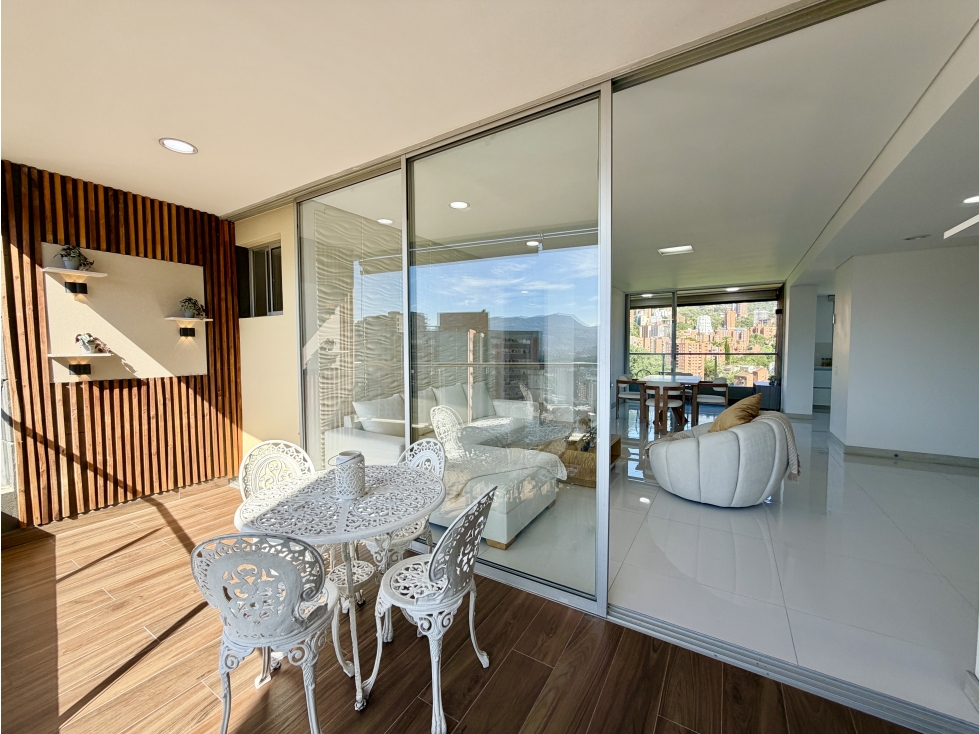 APARTAMENTO EN VENTA EN EL POBLADO PARTE BAJA — foto 3