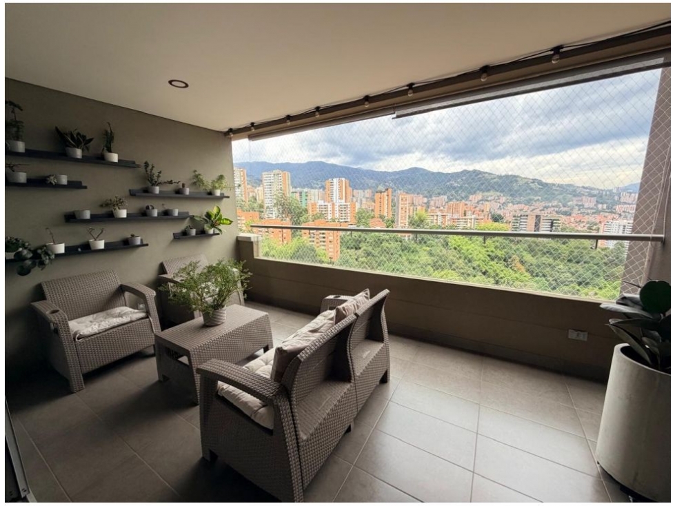 APARTAMENTO EN VENTA EN LOMA BENEDICTINOS ENVIGADO