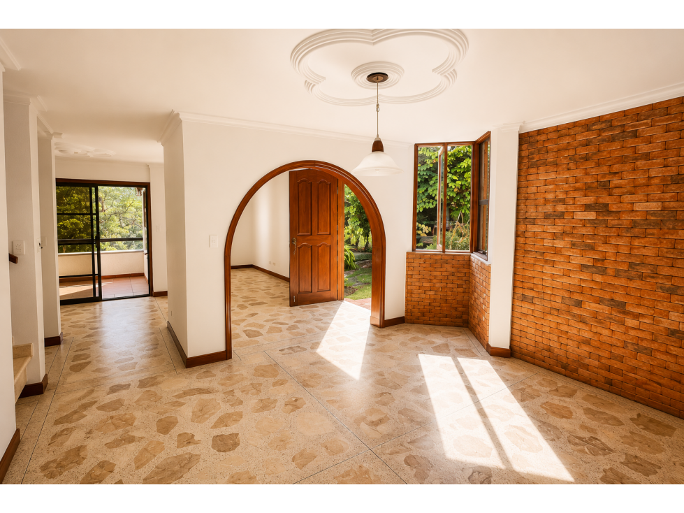 CASA EN VENTA EN LOMA EL INDIO MEDELLÍN