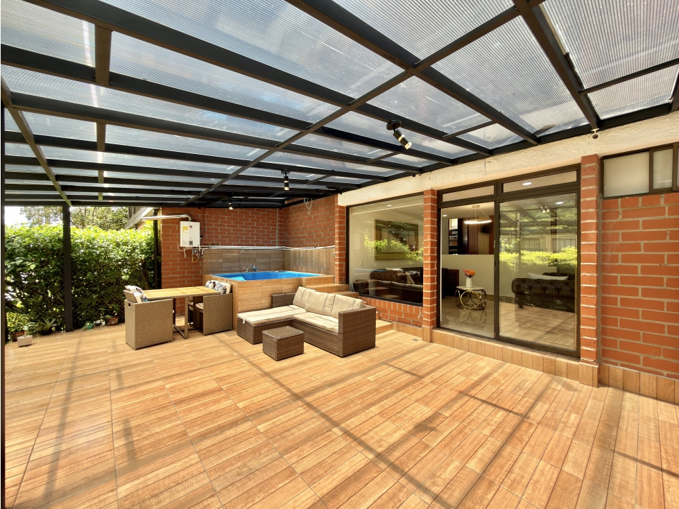 CASA REFORMADA EN VENTA EN EL POBLADO SECTOR EL TESORO — foto 6