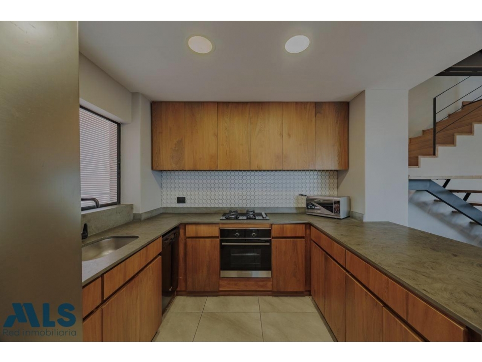 APARTAMENTO EN VENTA TOTALMENTE REFORMADO EN SAN LUCAS EL POBLADO — foto 6