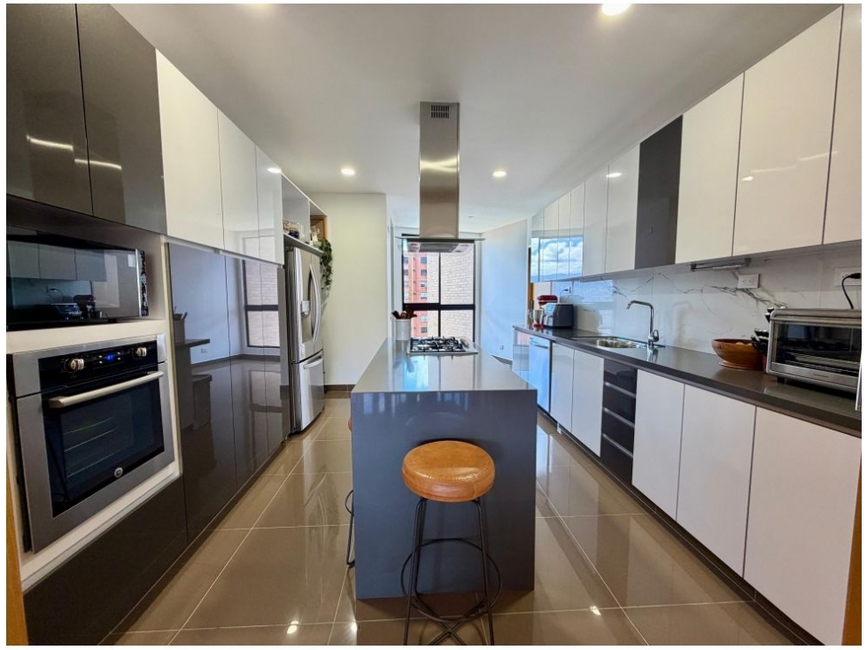 APARTAMENTO EN VENTA EN LA CALERA EN EL POBLADO — foto 6