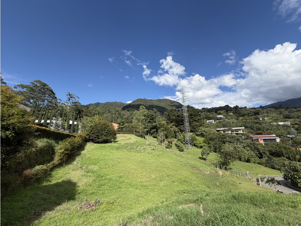 LOTE EN VENTA EN LOMA EL ESCOBERO