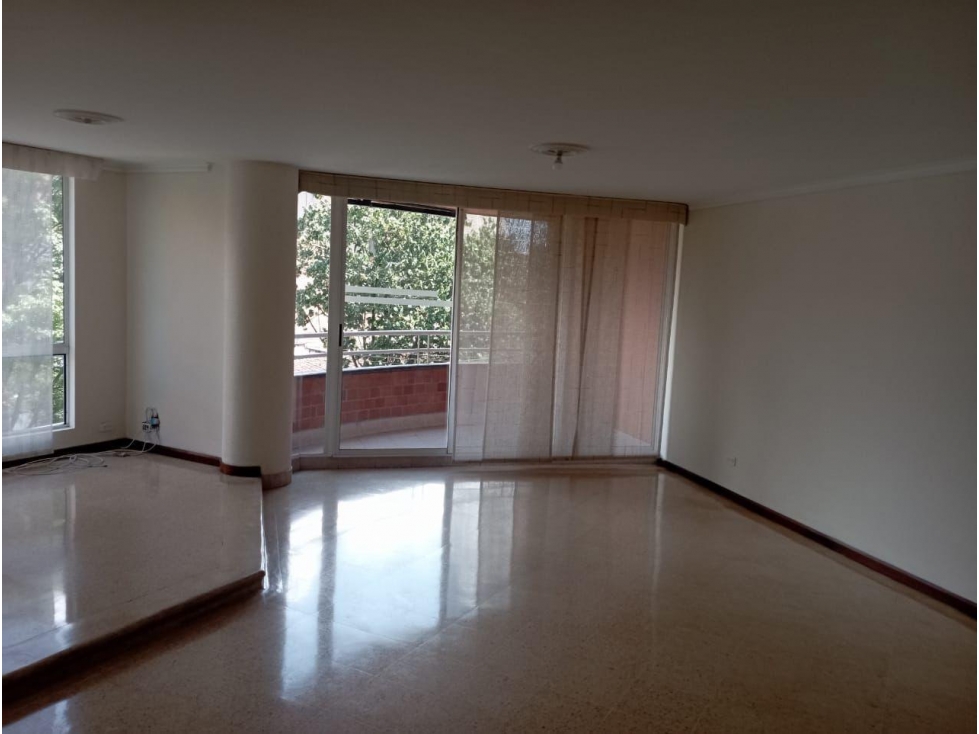 APARTAMENTO EN VENTA EN CONQUISTADORES — foto 4