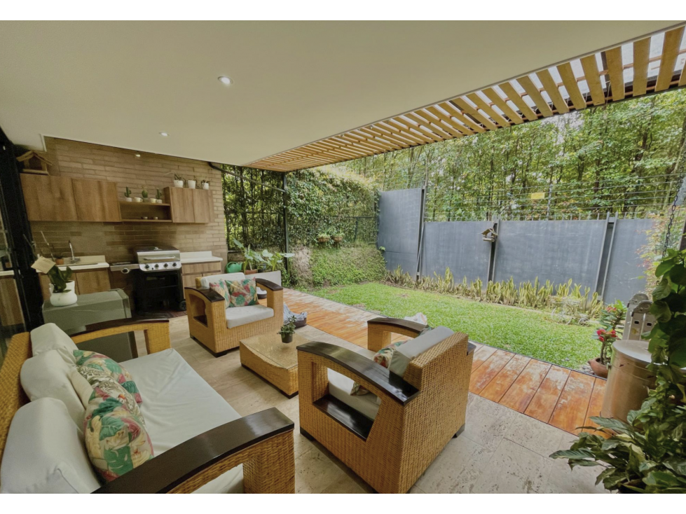 CASA EN VENTA EN SECTOR LA CALLEJA ENVIGADO — foto 2