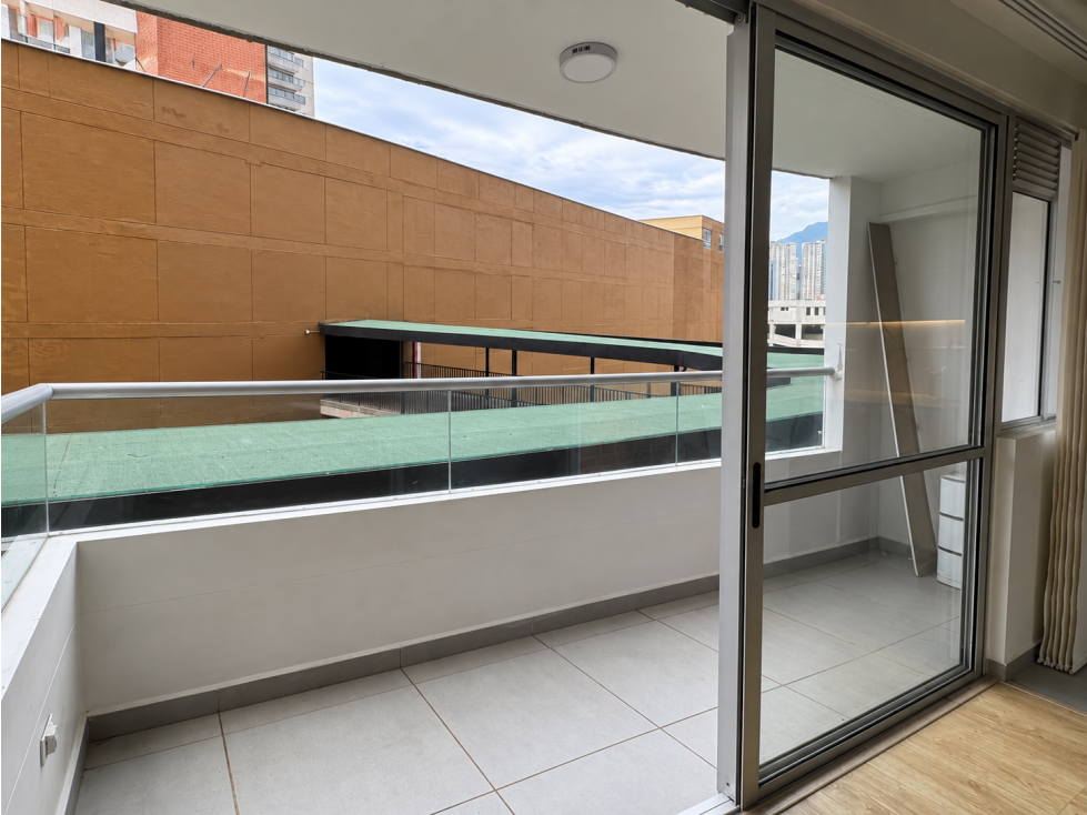 APARTAMENTO EN VENTA EN EL SECTOR CALAZANS PARTE ALTA — foto 6