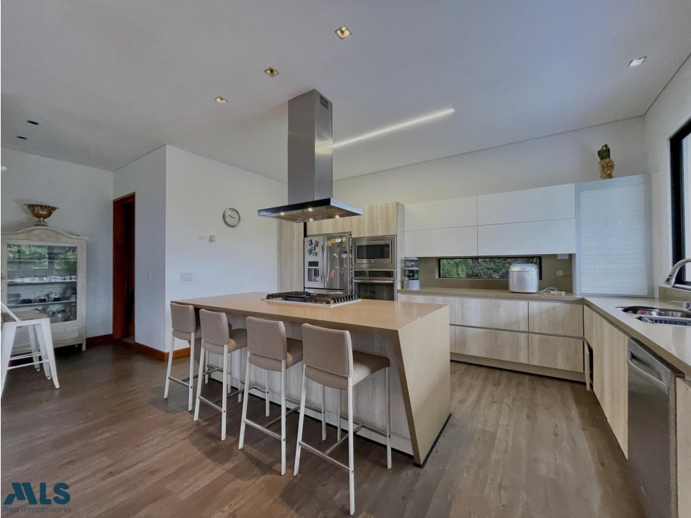 CASA EN VENTA EN EL ALTO DE LAS PALMAS ENVIGADO — foto 5