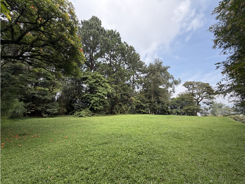 EXCLUSIVO LOTE EN VENTA EN LOMA DEL CHOCHO ENVIGADO — foto 4