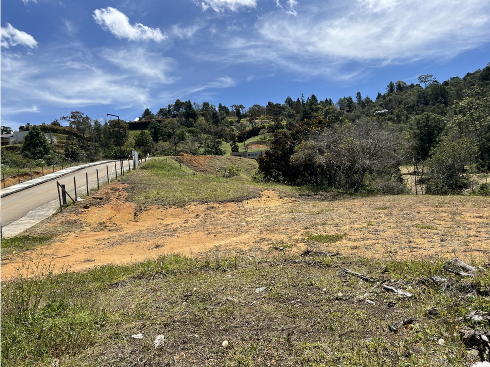 LOTE EN VENTA EN PARCELACIÓN CERRADA EN GUARNE — foto 5