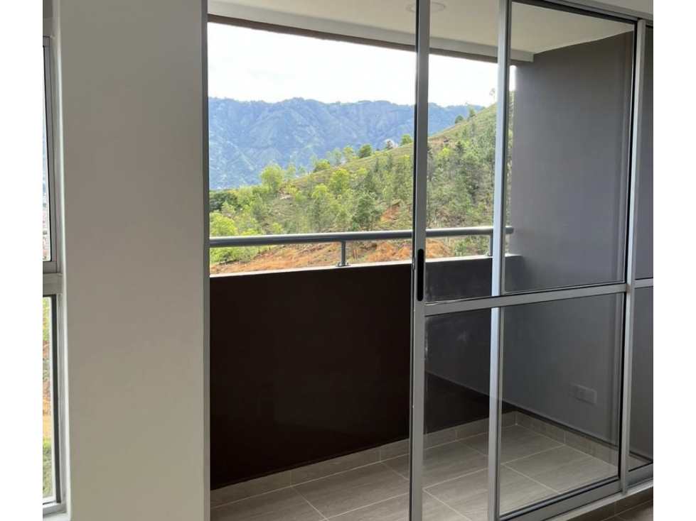 APARTAMENTO EN VENTA EN EL SECTOR NIQUÍA EN BELLO — foto 3