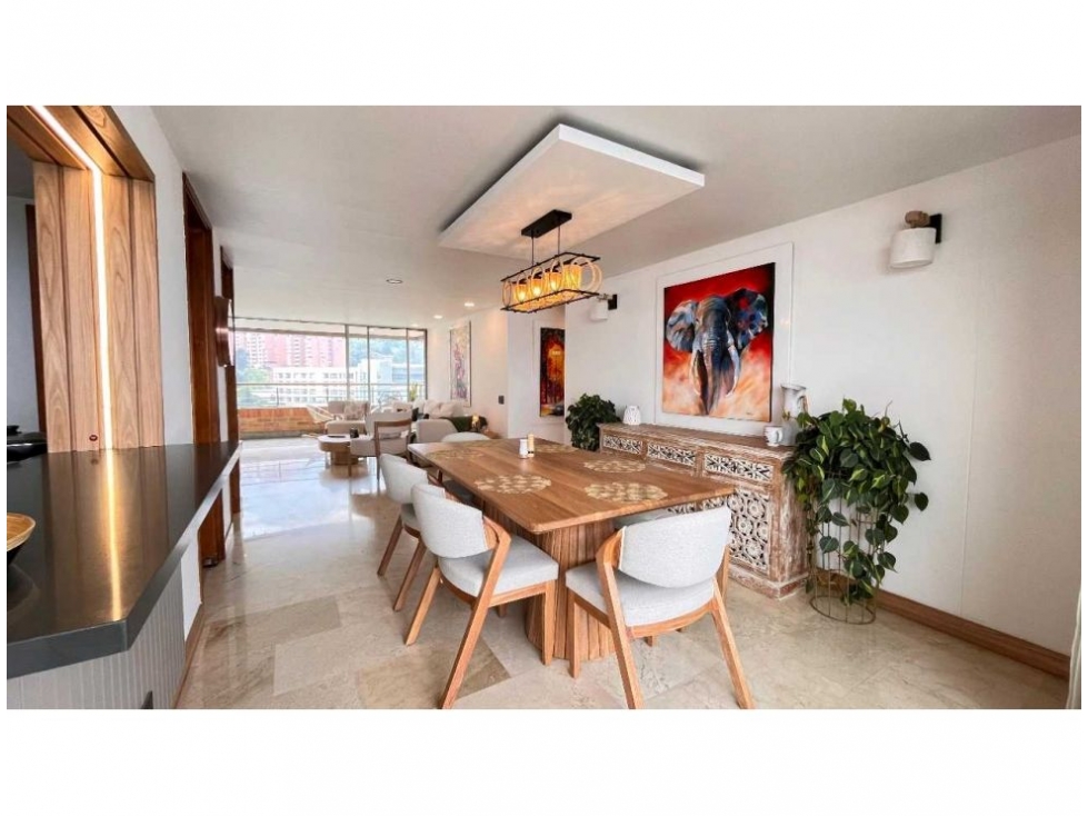 HERMOSO APARTAMENTO EN VENTA EN SECTOR EL TESORO EL POBLADO