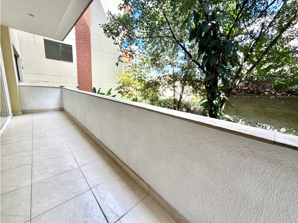 APARTAMENTO EN VENTA EN CASTROPOL EL POBLADO — foto 5