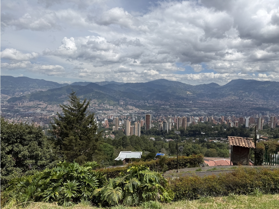 LOTE EN VENTA EN LOS BALSOS EL POBLADO