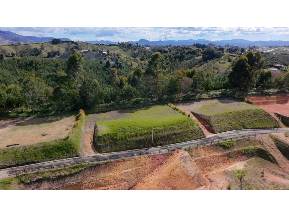 LOTES EN VENTA EN EL CARMEN DE VIBORAL VEREDA ALTO GRANDE — foto 2